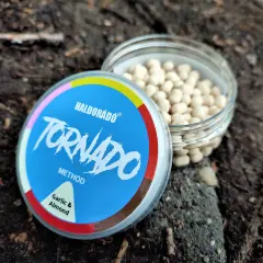 Przynęta Method Feeder: Twój klucz do sukcesu nad wodą!