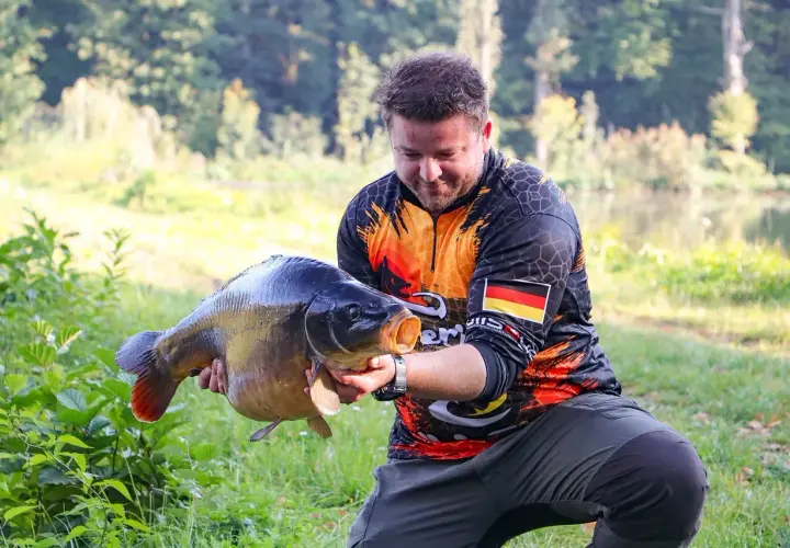 Karpie na Twoją zanętę! Przepisy DIY i triki na dużą rybę
